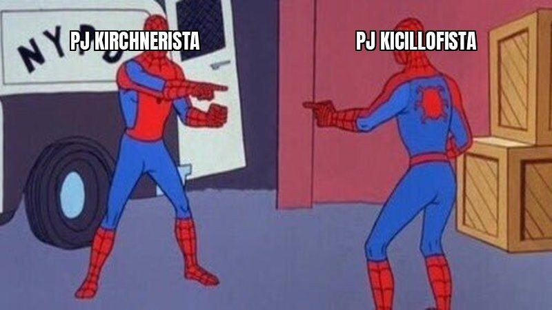 Cristina Kirchner salió al balcón a saludar a la militancia, y el PJ pidió su libertad en el Día de la Lealtad